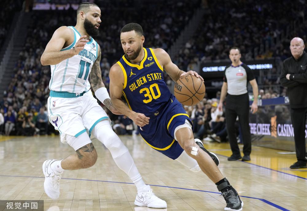 足球中的另 足球中的另